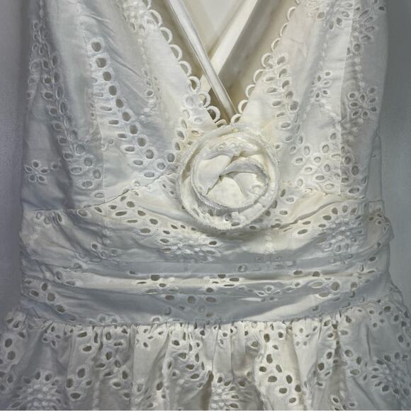 ASTR the Label Faeryn eyelet Maxi dress white - XS - Picture 4 of 12